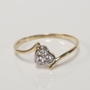 Maat 7,5 landgoed 10k geelgouden hart Cz. 05 kt diamanten ring lieverd scrollende band G225-1