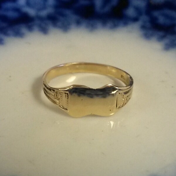 Size 2 Estate 10k Yellow Gold Monogram Ring Initial Band Baby Baptism Catholic GS764