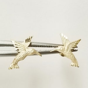 1/2&quot; Estate 14k Yellow Gold Hummingbird Flower Studs Earrings Anniversary Birthday Sweetheart G472