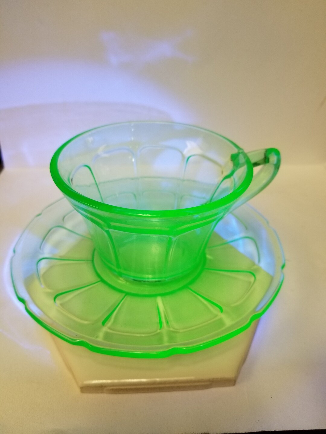 * vintage glass * ୨୧ フィンランドガラス デザートカップ 1930's Heisey Green Flat Panel Cup & Saucer Moongleam Depression