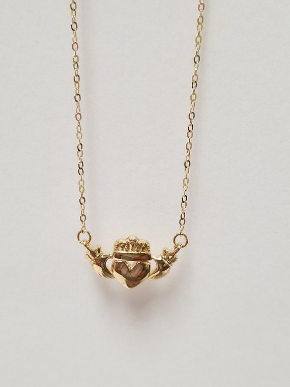 14k Yellow or White Gold Claddagh Heart 17 14k Yellow or White Gold Claddagh Heart 17