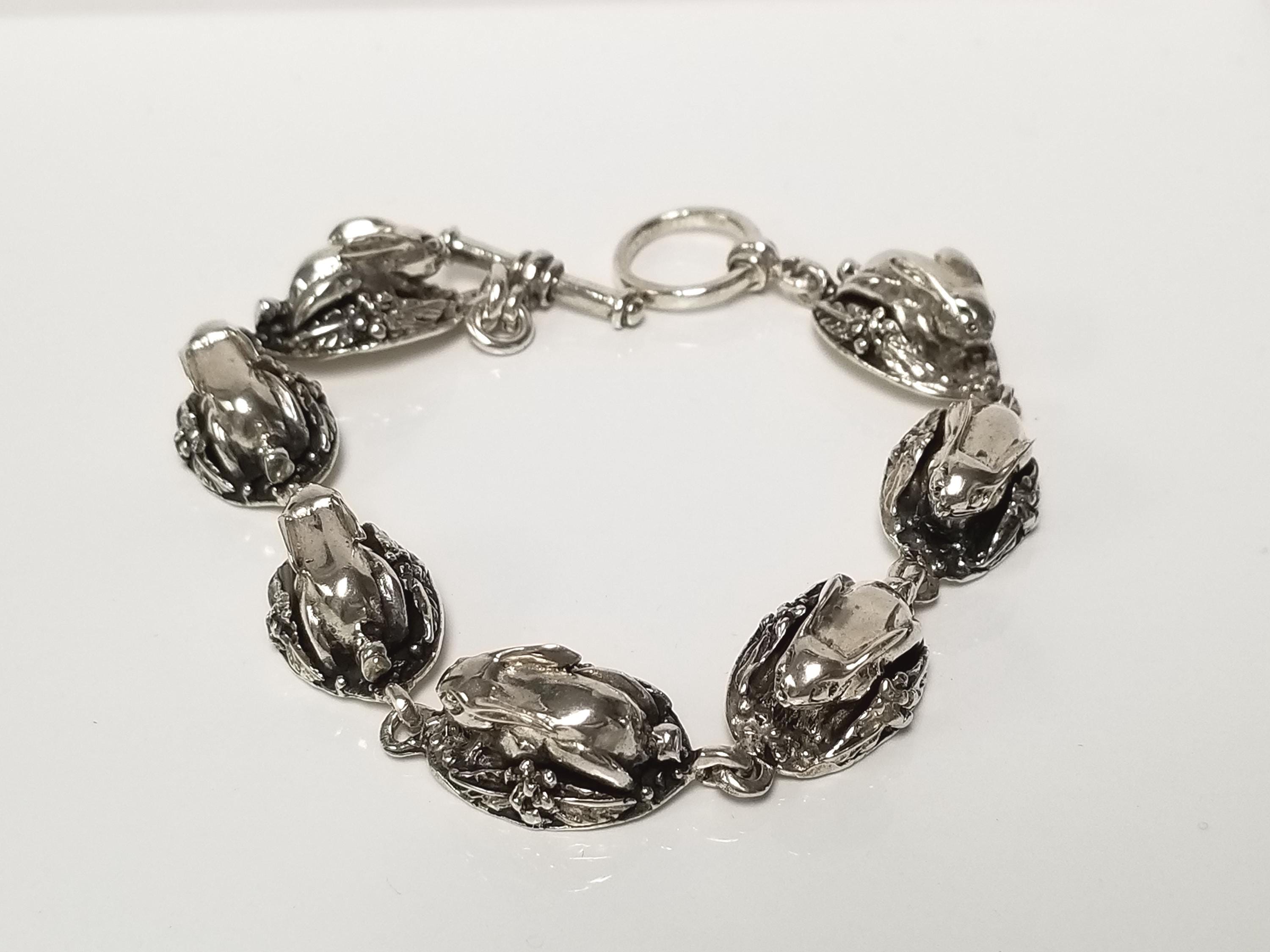 48.48 Grams 8" Estate Sterling Silver 925 Vintage Rabit Bunny Hopping Heavy Wide Bracelet 7"
