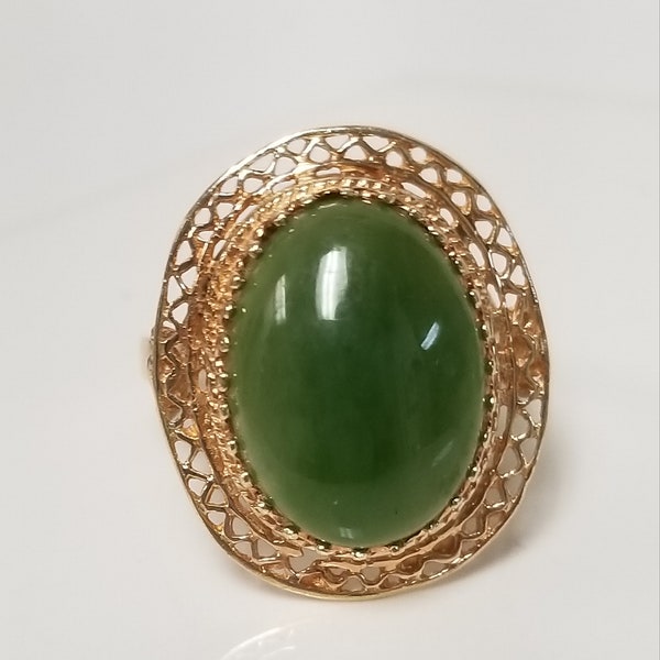 5.32 Grams Size 7.75 Vintage Estate 10k Yellow Gold Natural Jade 6ct Jadeite Filigree 1960's Ring