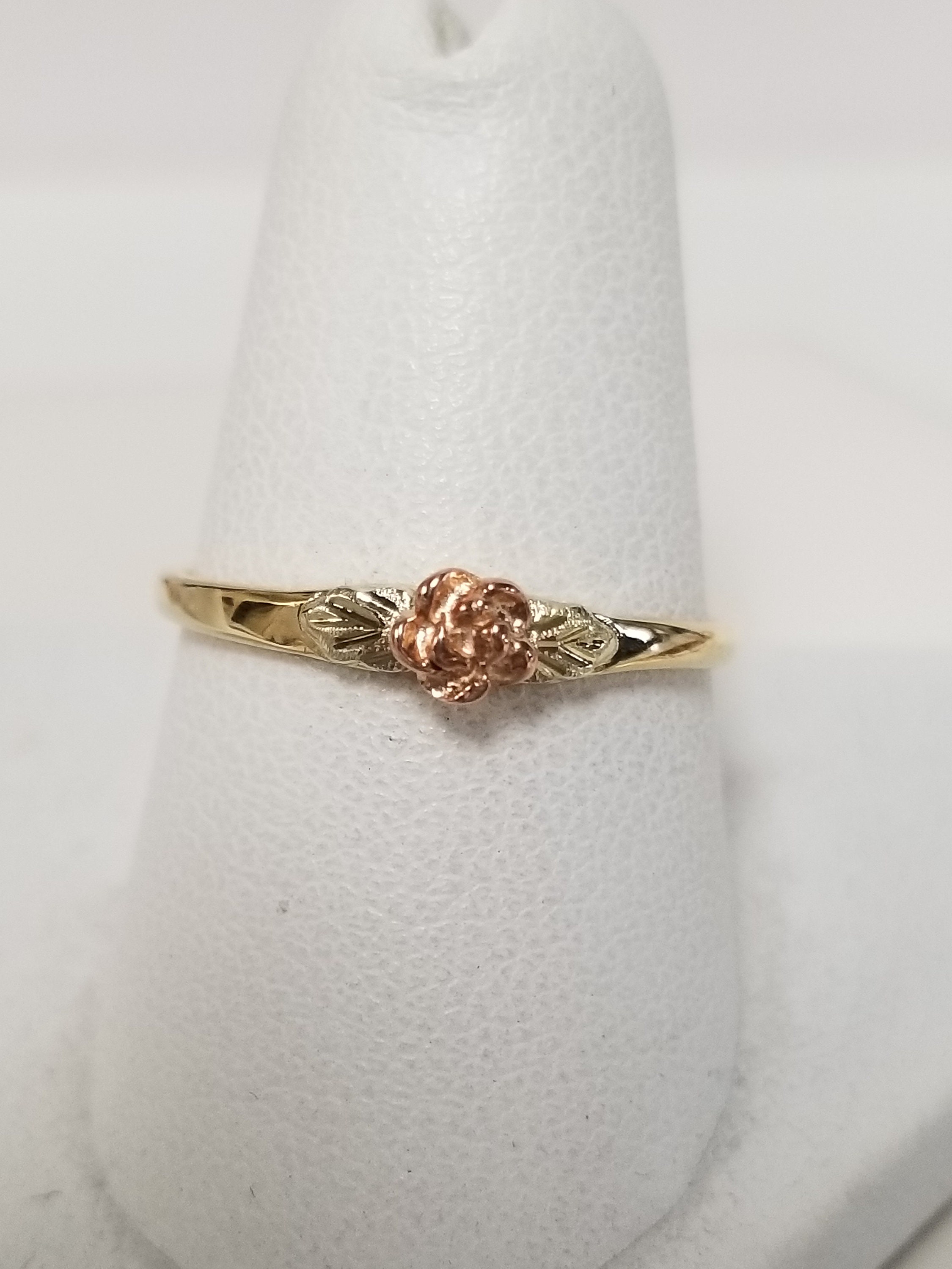 Size 7 Estate 10k Yellow Rose Gold Leaf Black Hills Flower Size 7 Estate 10k Yellow Rose Gold Leaf Black Hills Flower