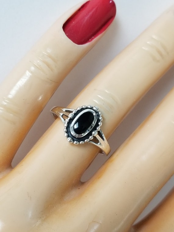 Estate Sterling Silver 925 Southwestern Style .25ct Black Onyx 
