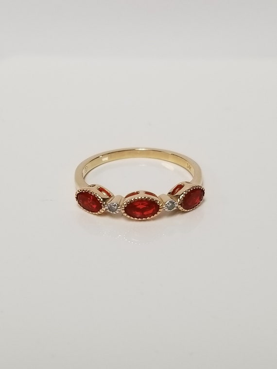 Sale Size 7 Estate 14k Yellow Gold Fire Red Orange