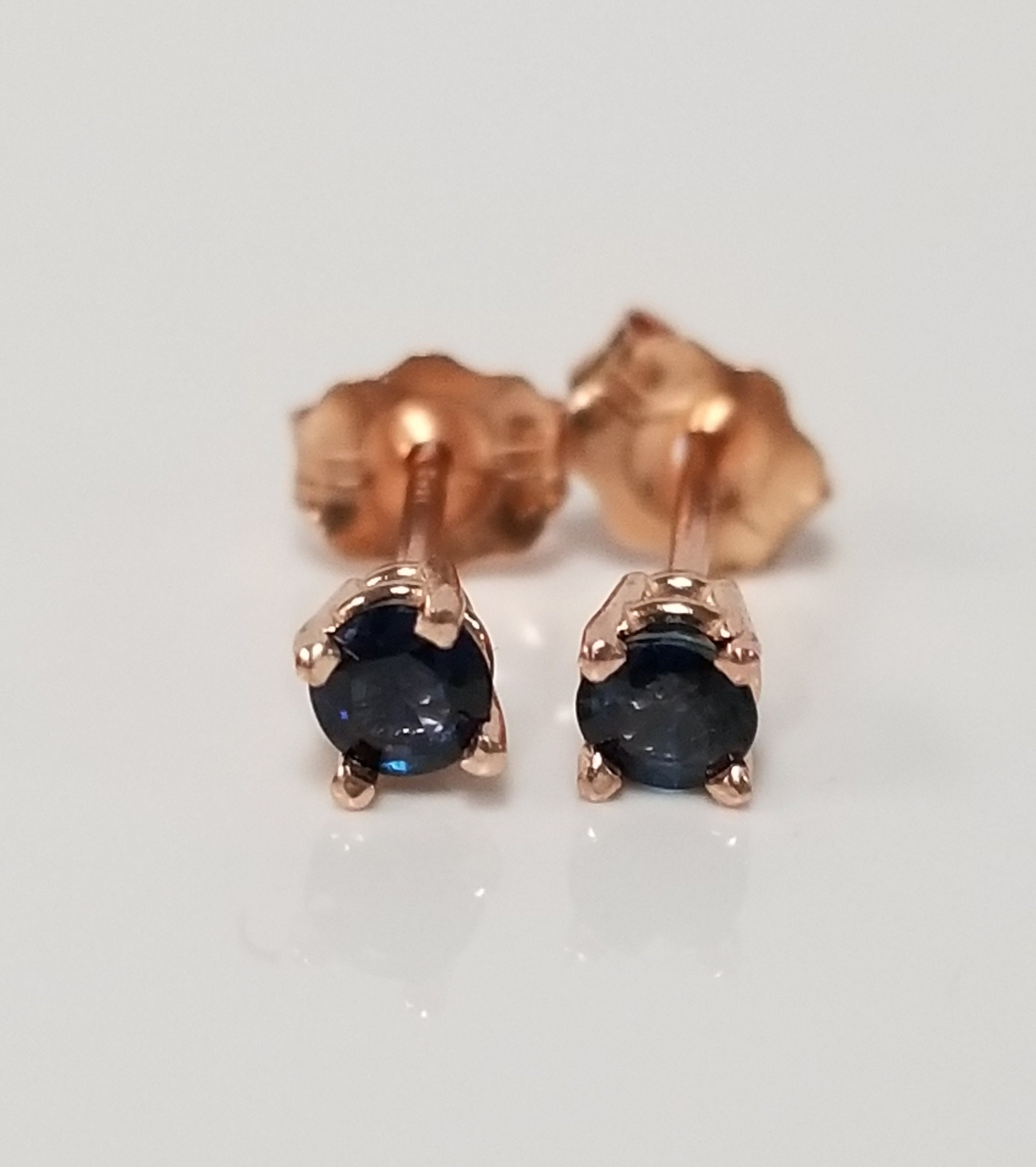 3mm Estate 14k Rose Gold Natural Sapphire .20ct Earrings 3mm Estate 14k Rose Gold Natural Sapphire .20ct Earrings
