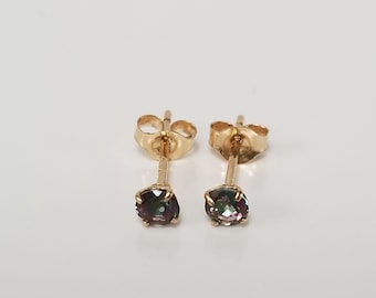3 mm Objekt Neue 14k Gelbgold erstellt .20ct Mystic Topas Alexandrit Ohrstecker Grün Lila Blau G162