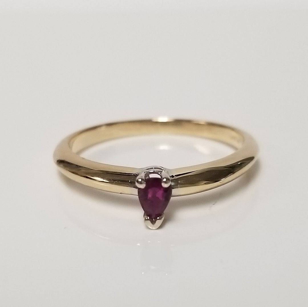 2.02 Grams Size 6.25 Estate 14k Yellow Gold Natural .15ct Ruby Pear ...