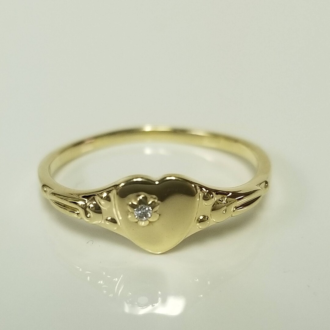 Size 3 or 5 Estate 14k Yellow or Rose Gold Diamond Heart