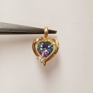 5/8" Estate 10k Yellow Gold .50ct Mystic Heart Cut Topaz Alexandrite .03ct Cz Diamond Pendant Charm GS36-03