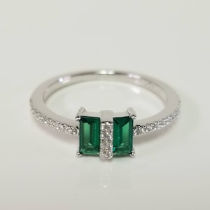 Estate Silver Sterling 925 Created Baguette .50ct Emerald Cz Diamonds Princess Ring SWE3