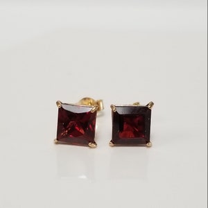 5mm Estate 14k Yellow Gold Red 1ct Natural Garnet Studs Earrings Stud G161