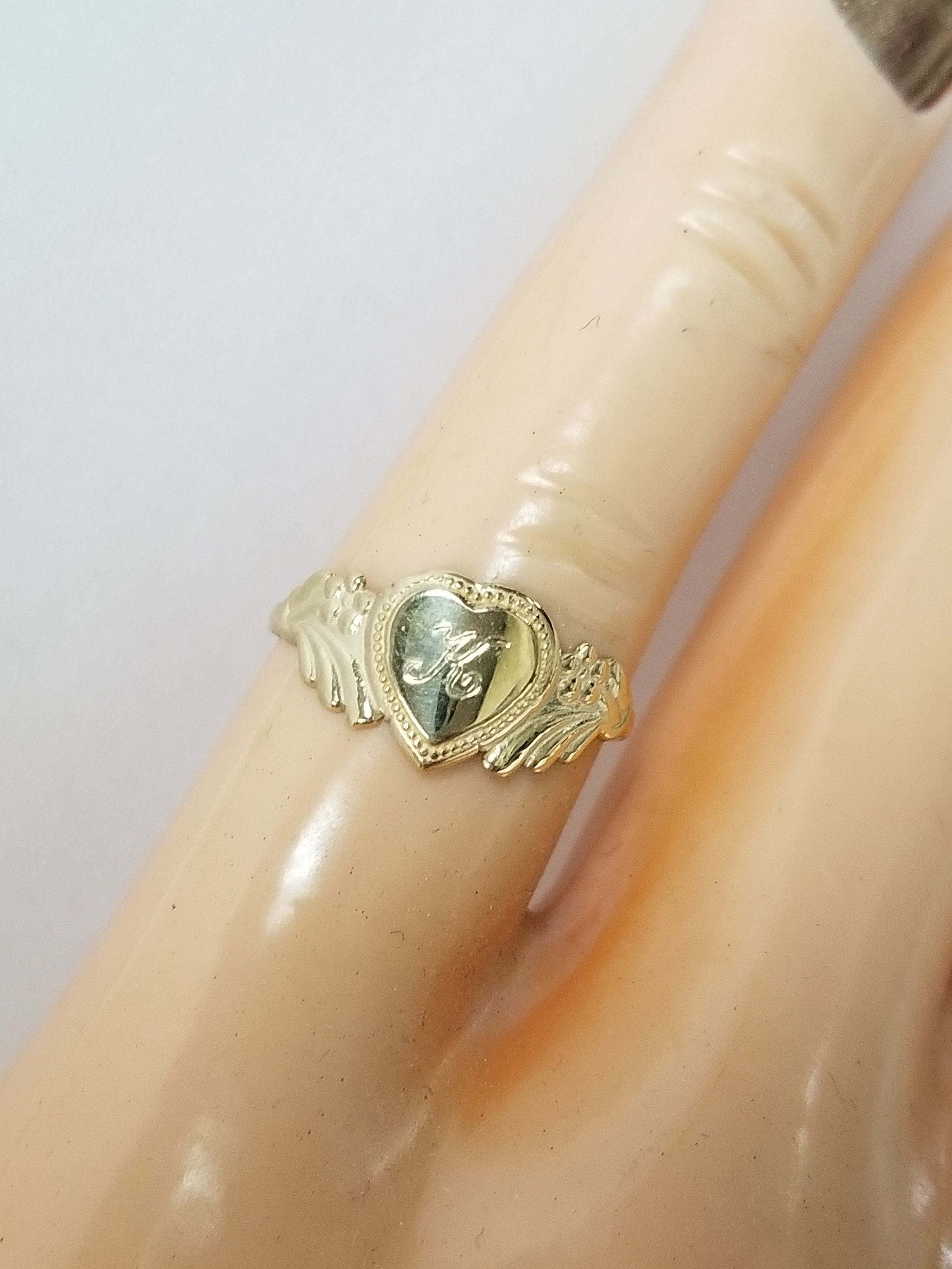 Size 4.25 K Sale Estate 14k Yellow Gold Monogram Cursive Initial K ...