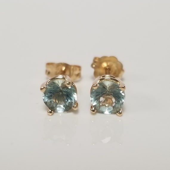 Estate 14k Yellow Gold Natural Blue Aquamarine Round