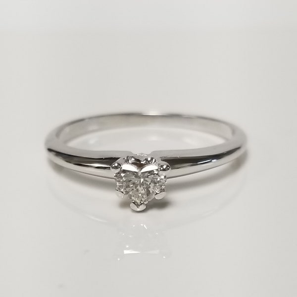 Sale Size 8 Estate 14k White Gold Natural .25ct Heart Diamond Ring Engagement Wedding GS1196-02