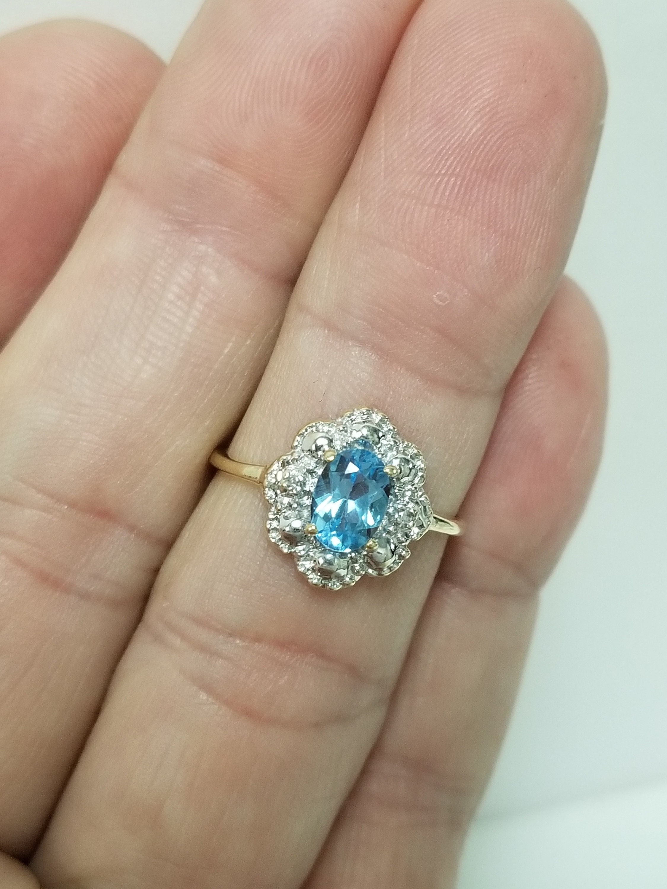 2.01 Grams Size 6.75 Estate 10k Yellow Gold 1ct Blue
