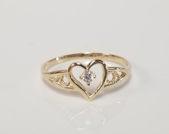 Size 6.75 or 7 Estate 10k Yellow Gold .04ct Cz Diamond Heart to Hearts Band Infant Filigree Ring Baby Baptism G169