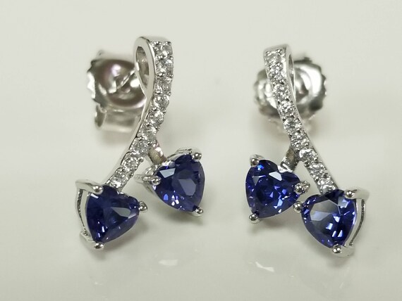 thumbnail interactive-video image 1 of 925 Sterling Silver Natural Tanzanite & Zircon Heart Pendant Necklace, 18 Inch 1 of 2