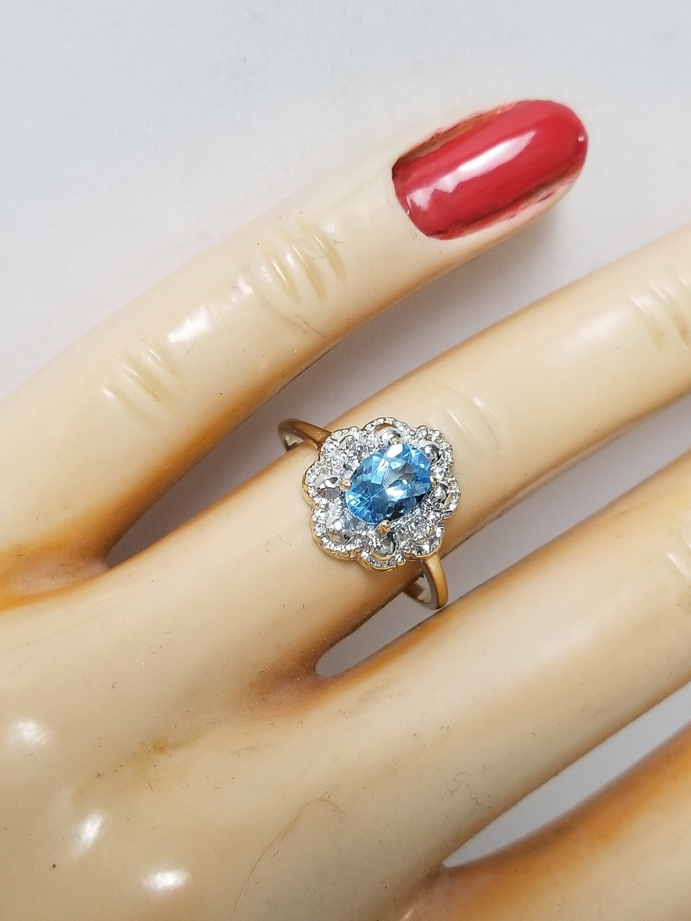 2.01 Grams Size 6.75 Estate 10k Yellow Gold 1ct Blue
