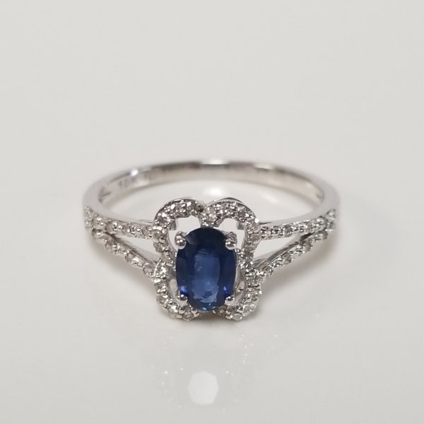 Size 7 Estate 10k White Gold .50ct Natural Sapphire and Diamond Anniversary Cocktail Ring GB2