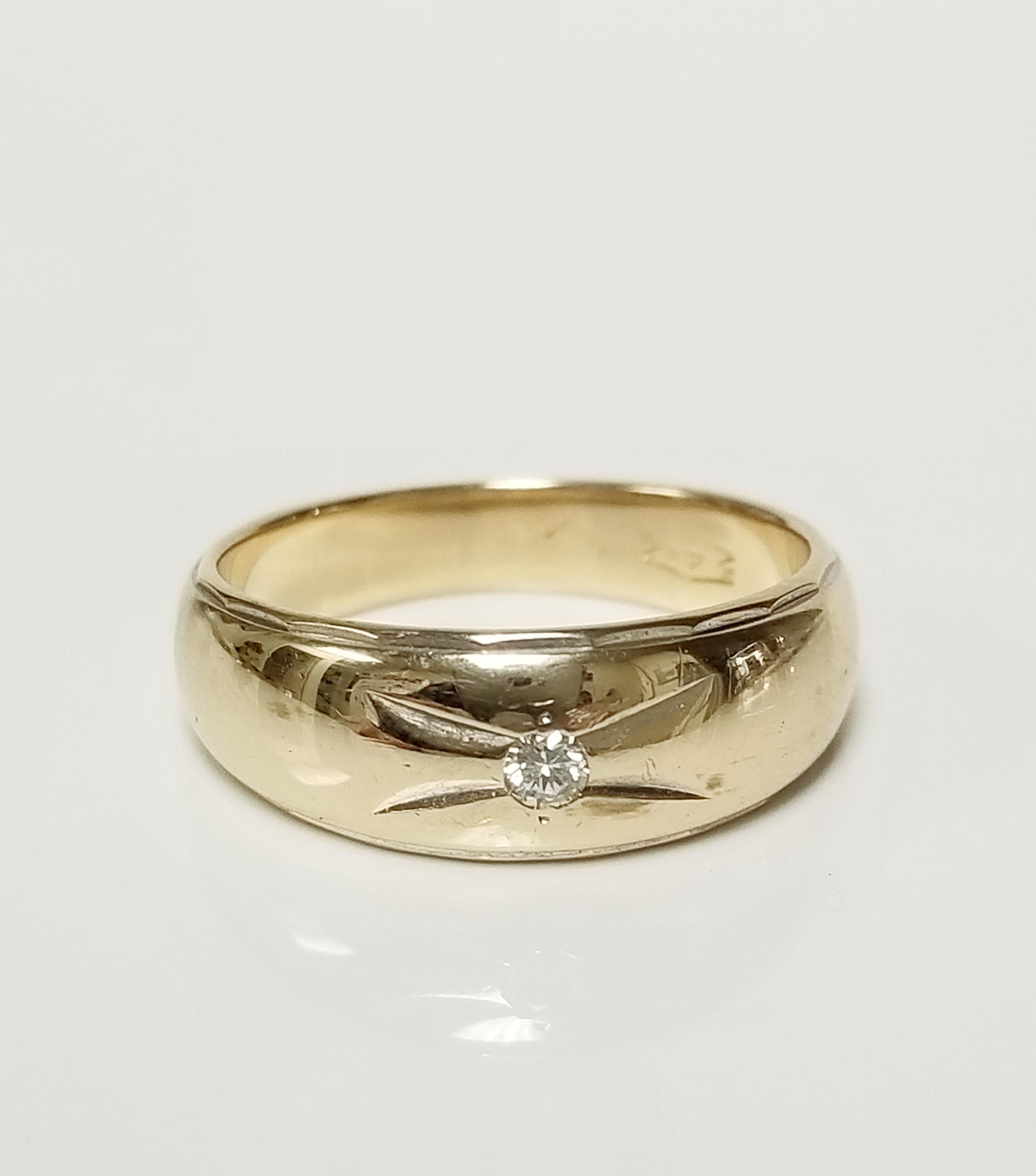 4.97 Grams Size 6 Estate 14k Yellow Gold .05ct Round Cut Diamond Wedding Band Ring GS2390-05