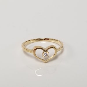 Size 2 Estate 10k Yellow Gold .02ct Cz Diamond Heart to Hearts Band Infant Filigree Ring Baby Baptism G6-1