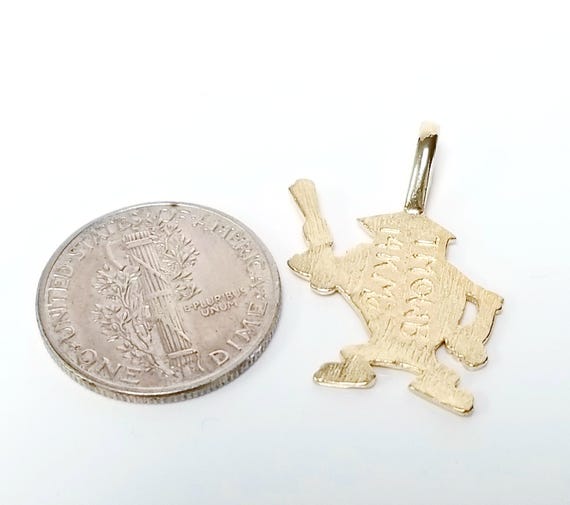 1.58 Grams Estate 14k Yellow Gold Tasmanian Devil Taz Graduate