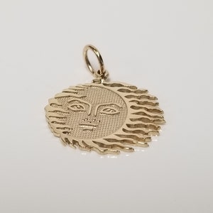 3/4&quot; Estate 10k Yellow Gold Sun Sunshine Fire Pendant Charm G490
