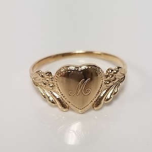 Sale Estate 14k Yellow Gold Monogram Cursive M Capital Heart Initial Midi Victorian Antique Style Ring BR01-15M