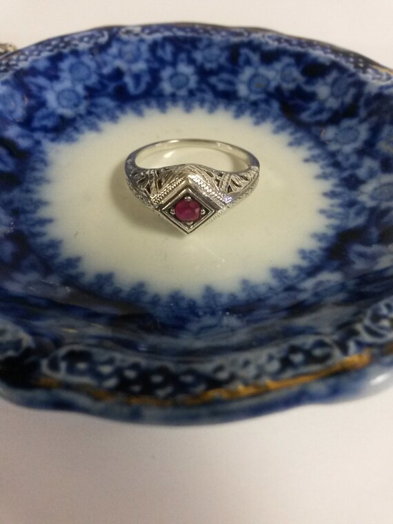 Size 5 6 7 8 9 Estate Silver Sterling 925 Natural Red .10ct Ruby