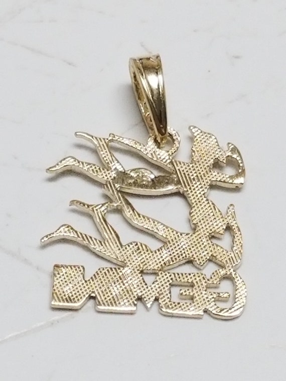 3/4" Estate 10k Yellow Gold Gemini Zodiac Pendant… - image 4