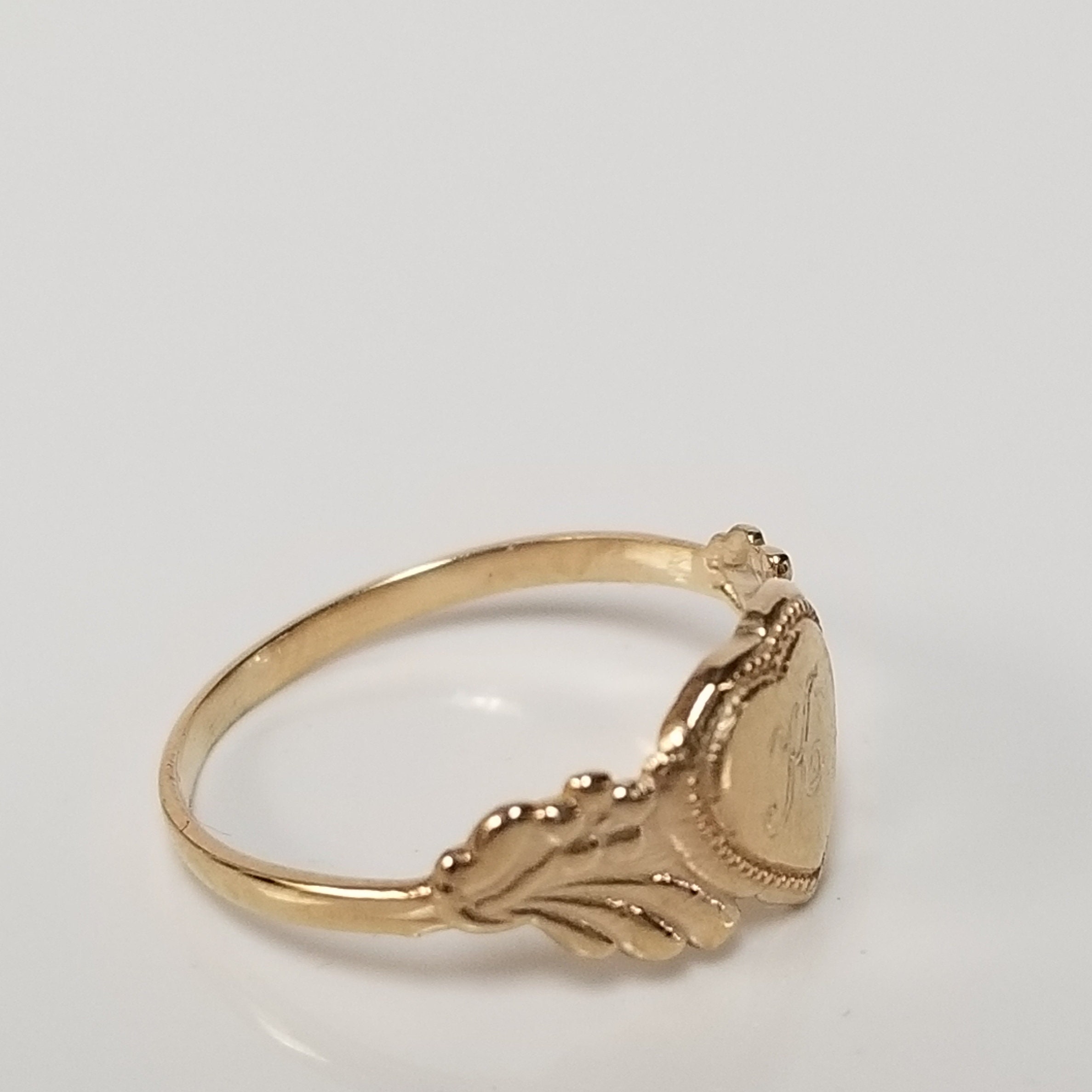Size 4.25 K Sale Estate 14k Yellow Gold Monogram Cursive Initial K ...