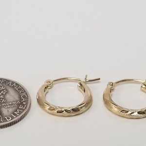 1/2" Estate Nya 14k Guld Små Hoops Style Örhängen Diamantslipad Satin G216