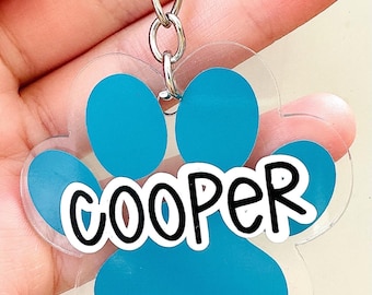 Llavero con nombre de mascota, llavero acrílico personalizado; Llavero con nombre de mascota con huella de pata