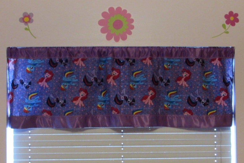 My Little Pony valance,girls room decor,MLP room decor,MLP curtain,girls valance,My Little Pony room,girls room,fun valance,pony valance