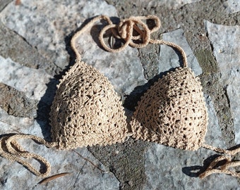 Crochet Elegance: Golden-Lined Cotton Bikini Top Bikini Bra