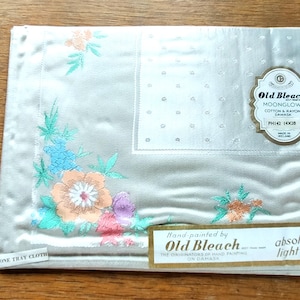Rare Vintage hand painted 1940s Cotton and Rayon damask tray  cloth. In original packaging. 14&quot; X 20&quot; Linen 10
