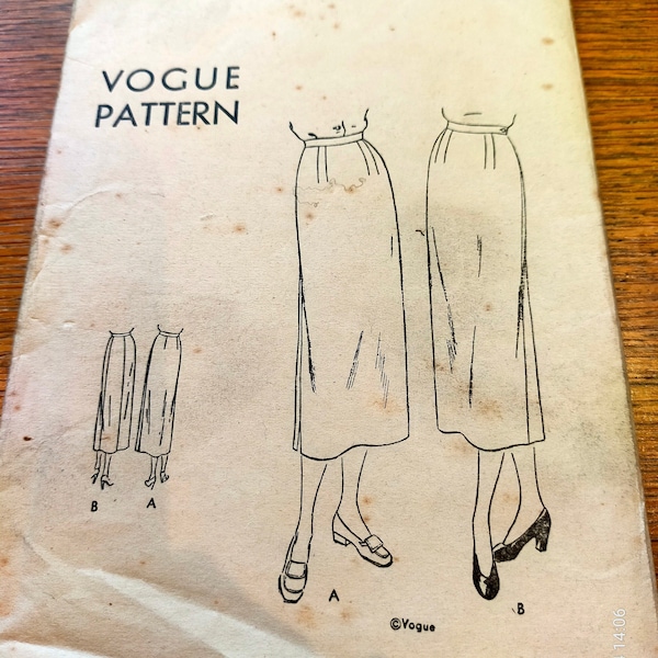 Vogue 1940s  straight calf length  skirt uncut sewing pattern.  Easy to make uncut Vogue 6577 Waist 28 hip 37" SP210