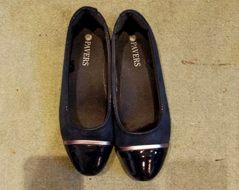 Navy blue patent leather toe & snakeskin look Pavers ladies shoes UK size 6. V good condition hardly worn flats Ref Shoe 5