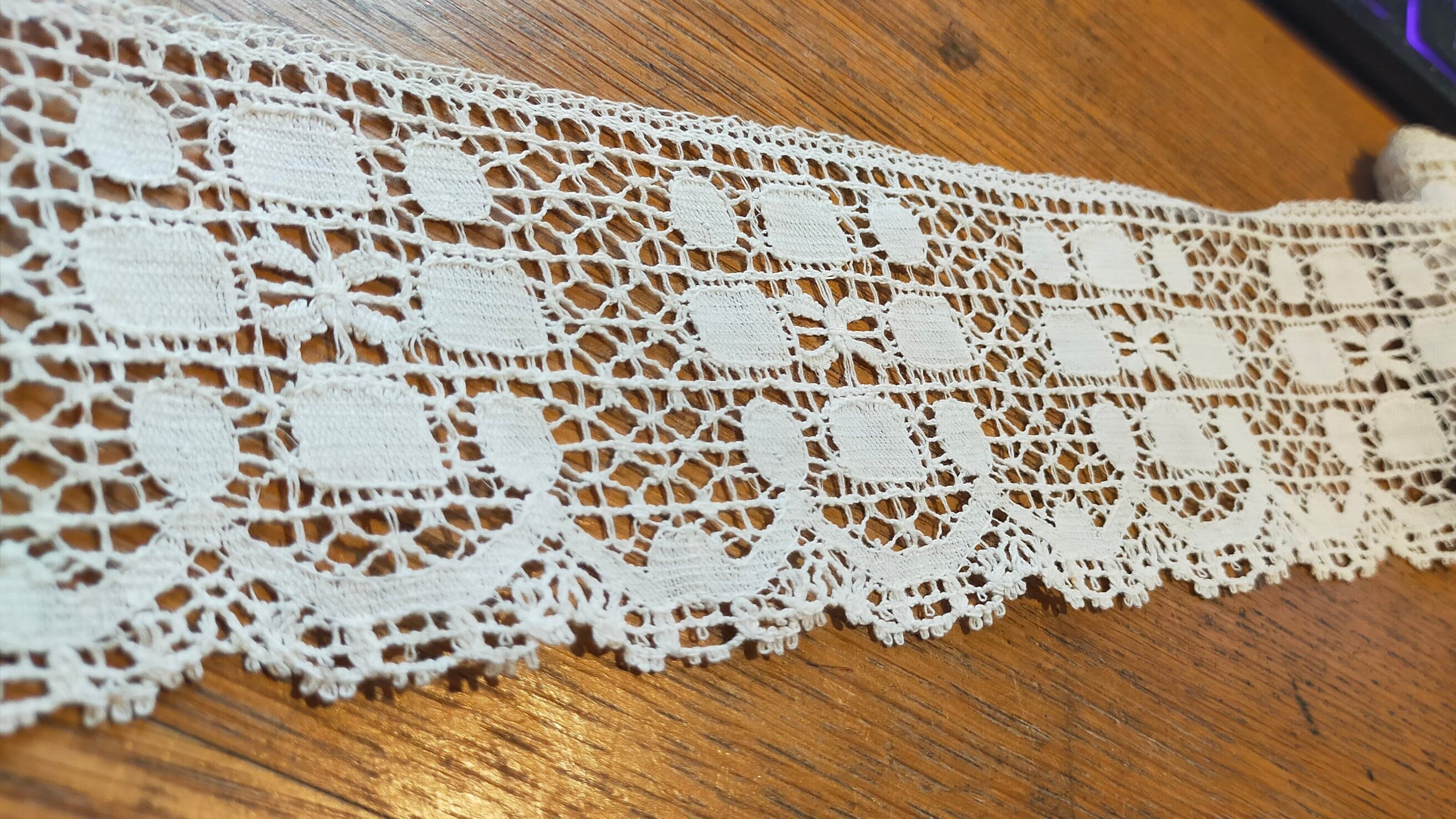 Lot De 11 Anciennes Dentelles Coton Blanc Festons - Ruban Galon Vintage Fabrication France
