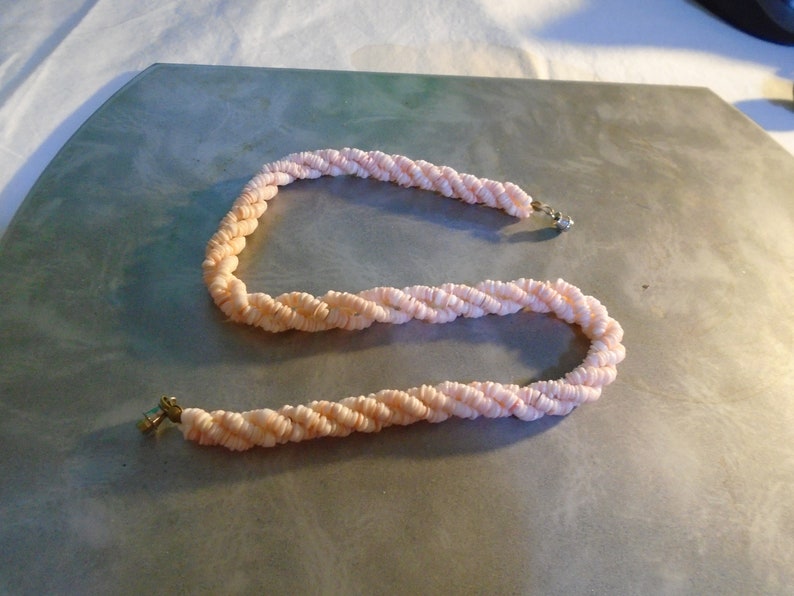 Twisted and nothing missing 1 1950s pale peach angel skin coral necklace Stunning and in great condition 16 dia ref 6304