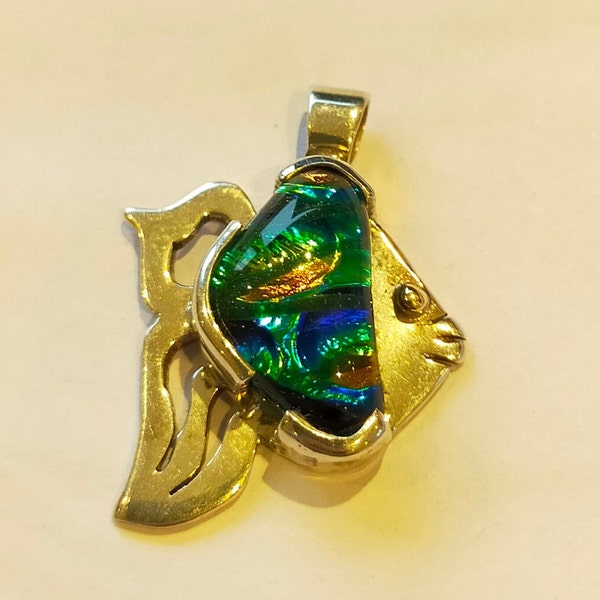 Rare vintage silver angel fish pendant with multicoloured glass  1 1/8" X 15/16" with 16 " silver chain Hallmark 925 signed maker NH.  SJ321