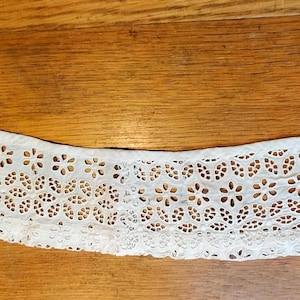 Simple French Broderie Anglais Victorian white cotton antique lace collar round hemmed edge  14&quot; neck X  3 1/4 &quot; deep  Collar 25