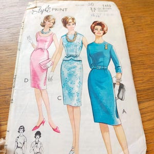 Modello di cucito per abito aderente anni &#39;50: scollo a barchetta, fiocco e peplo - taglia 14/36&quot; Busto