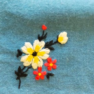 1940s hand-embroidered blue cotton  vintage handkerchief with beautiful yellow & red flowers and black leaves  9 3/8&quot; Han 26