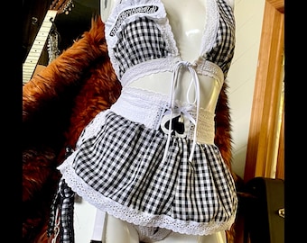 Fast and Loose - Motorhead Black and White Lace Checkered Garter Belt Bralette and Panty  Set - XS/Small