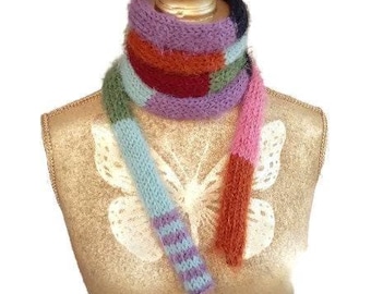 Écharpe fine en tricot Écharpe duveteuse à rayures arc-en-ciel Écharpe en maille fine pour homme et femme Écharpe au tricot avec les doigts Écharpes fines Écharpe ronde Écharpe spaghetti