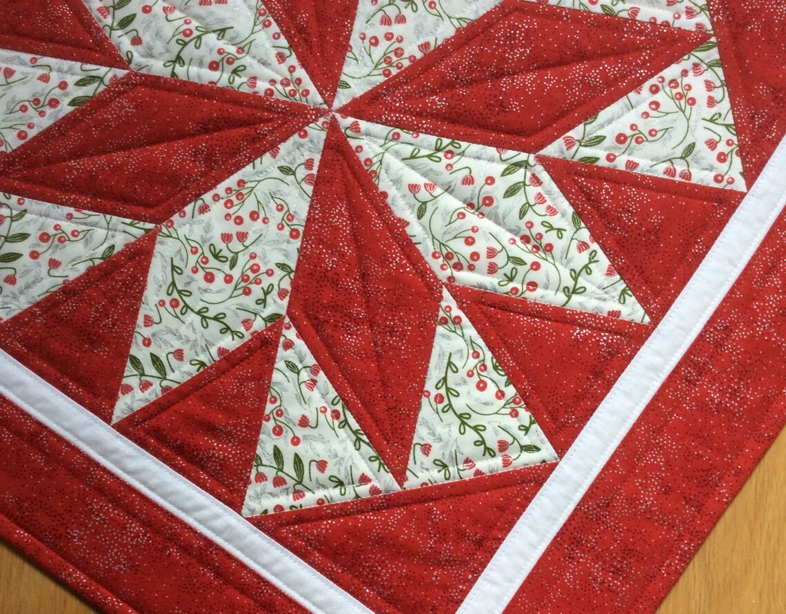 Star Table Topper Quilted Table Topper. 21” Christmas Table Topper. Star Table Topper. - Etsy