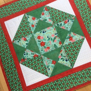 Quilted Holiday Table Topper. 18” x 18” Christmas Table Topper. Christmas candle mat.